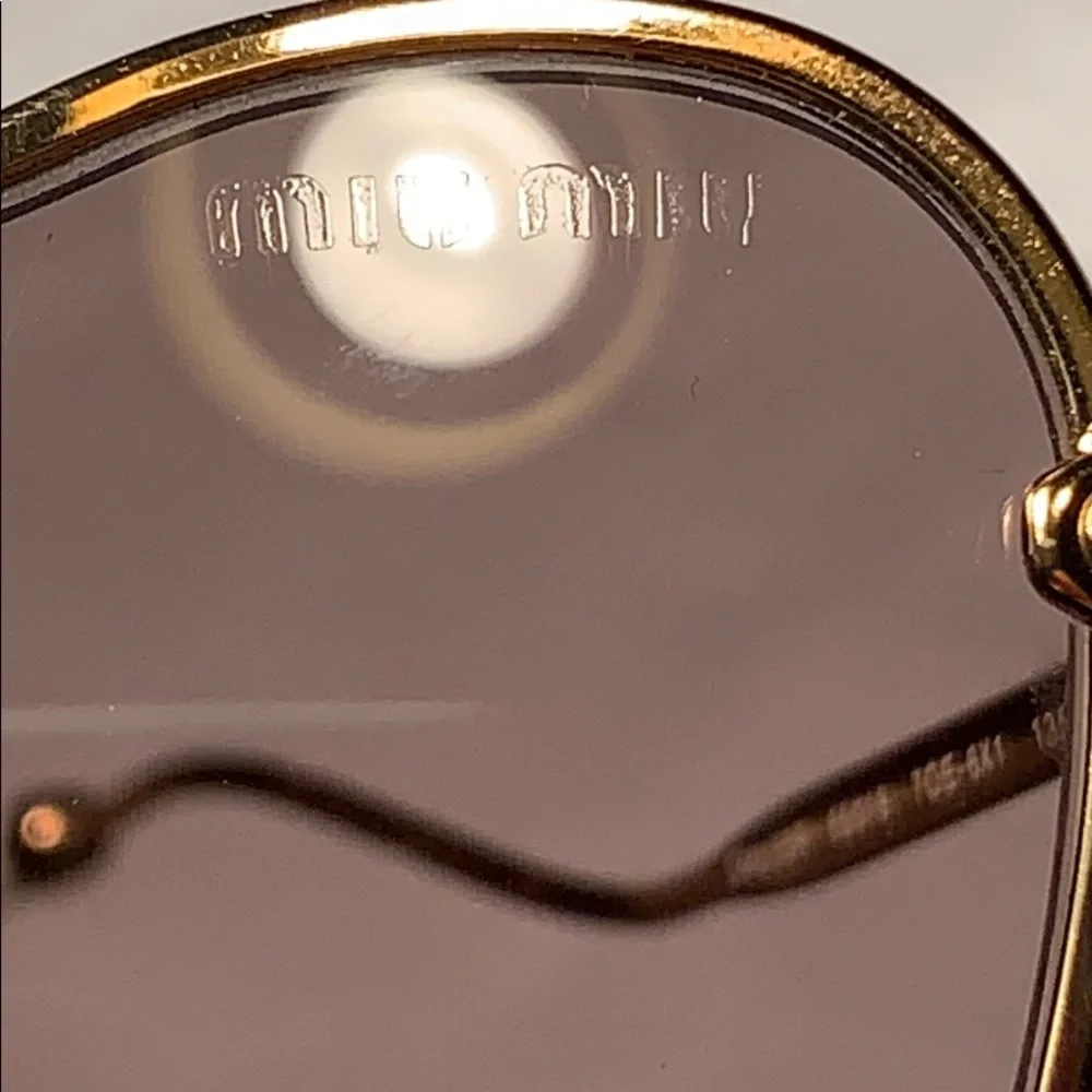 Miu Miu Butterfly Made in Italy hardly preloved